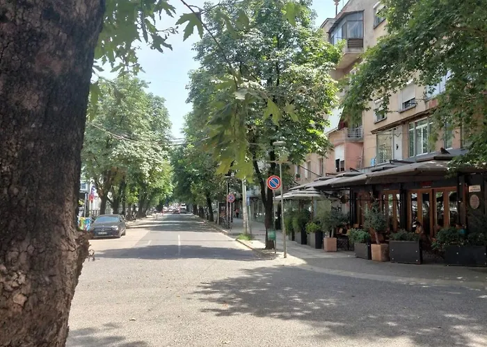 Lovely * ティラナ